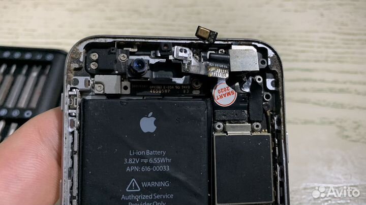 Телефон iPhone 6s на запчасти