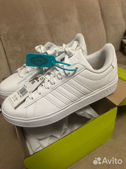 Кроссовки adidas grand court 2.0