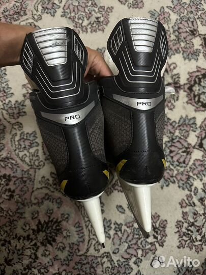 Хоккейные коньки bauer supreme pro