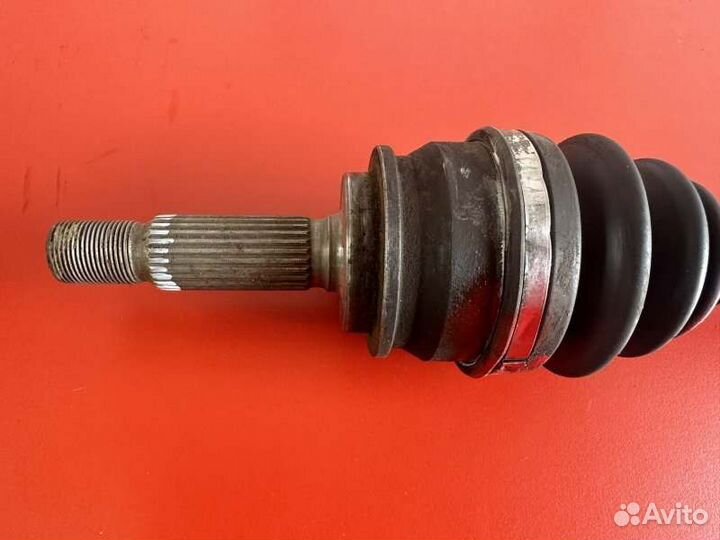 Привод передний левый Mitsubishi Colt Z26A 4G19