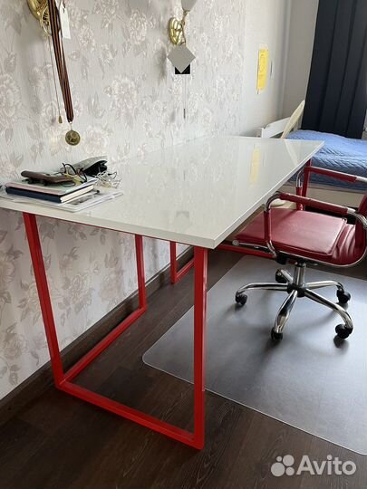 Защитный коврик на пол под кресло