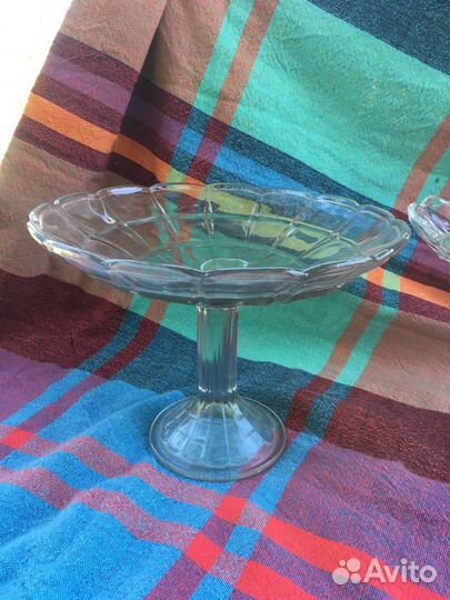 Большая ваза на ножке стекло СССР