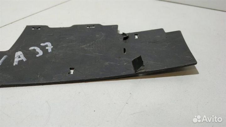 Накладка на радиатор Opel Astra J