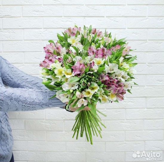 Букет из альстромерий