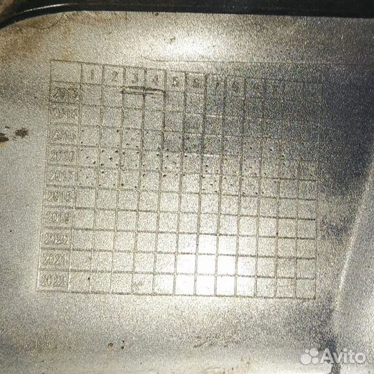 Бампер оригинальный mitsubishi l200