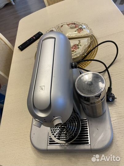 Delonghi maestria nespresso кофемашина