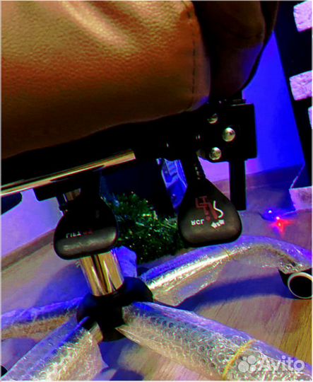 Кресло руководителя черное