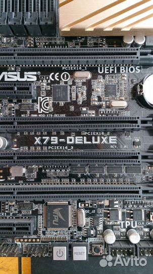 Asus X79-Deluxe lga 2011/2667v2/macho rev.b