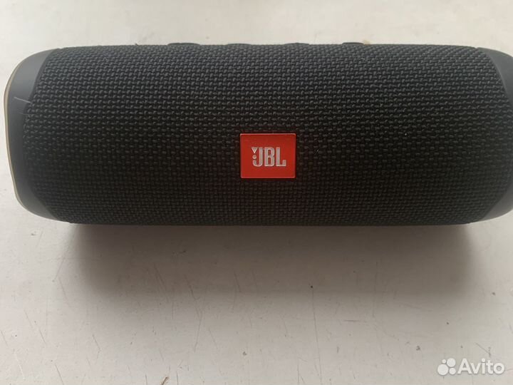 Колонка jbl