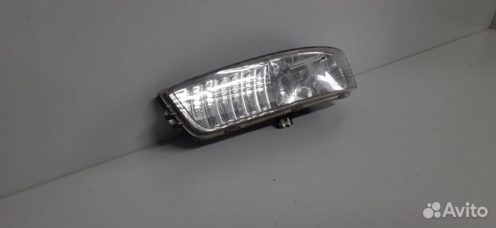 Фара противотуманная левая Hyundai Accent MC 2005