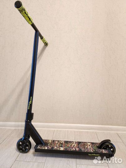 Трюковой самокат новый Tech Team Vodoo