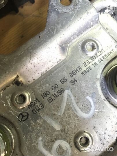 Масляный радиатор Mercedes 6011800065