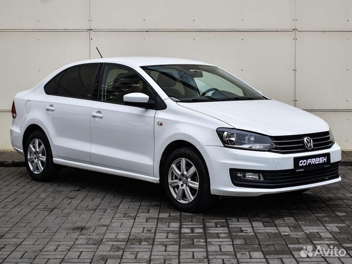 Поло 2013 год 1. Volkswagen polo тотал. Фольксваген поло 1 хэтчбек. Белый поло 2011. Фольксваген поло 1.