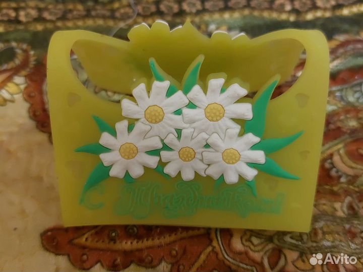 Поздравительная подставка длч телефона