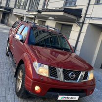 Nissan Navara 2.5 AT, 2007, 299 999 км, с пробегом, цена 620 000 руб.