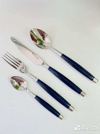 Набор столовых приборов Tupperware