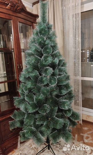 Елка искусственная 210 см