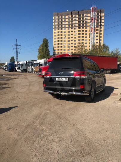 Машиноместо, > 30 м²