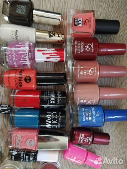 Лак для ногтей пакетом