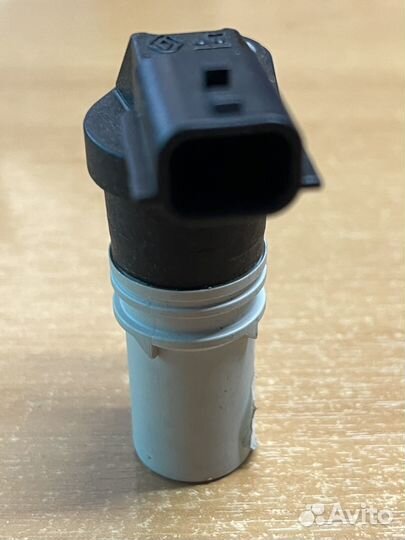 Датчик коленвала Fluence Logan Megan Duster Clio