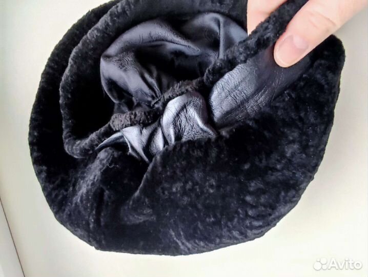 Берет меховой