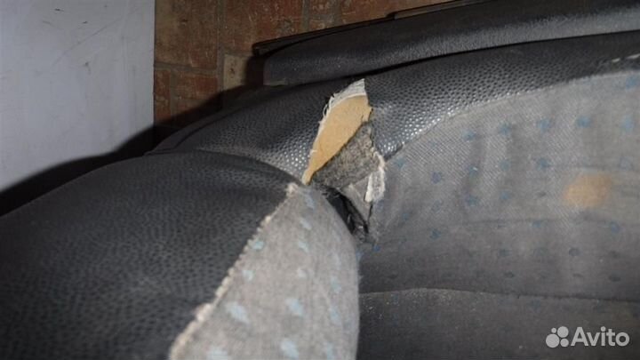 Сиденье переднее левое Renault Symbol I 1999-2008