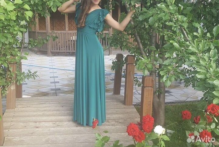 Вечернее платье