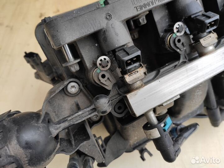 Коллектор впускной A12XER A14XER на Opel Corsa D