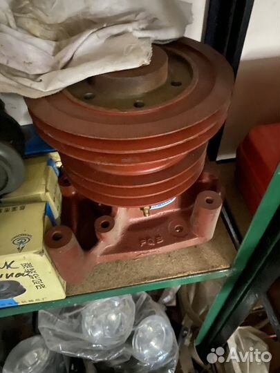 Насос водяной Howo