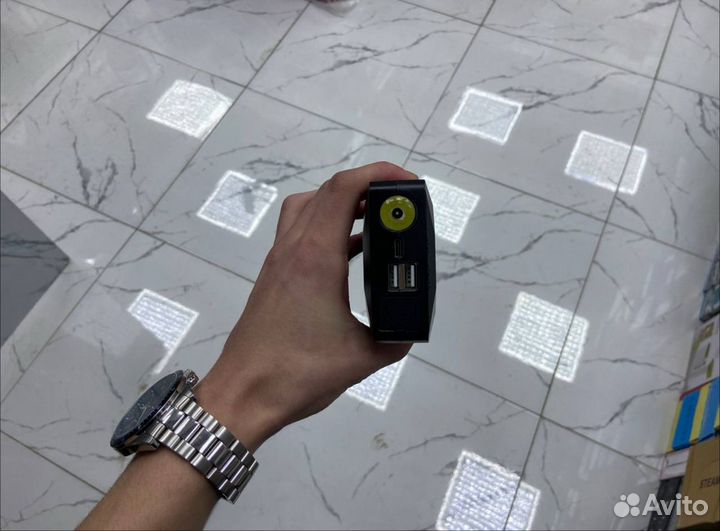 Пуско зарядное устройство. бустер для аккумулятора