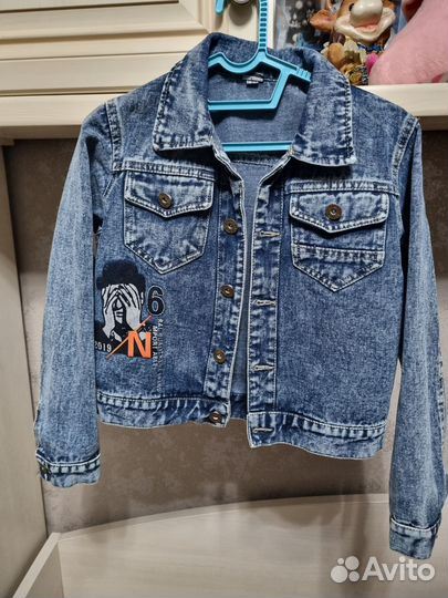 Джинсовая куртка