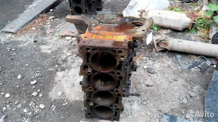 Блок цилиндров (голый) Ford Focus 1 98-05г