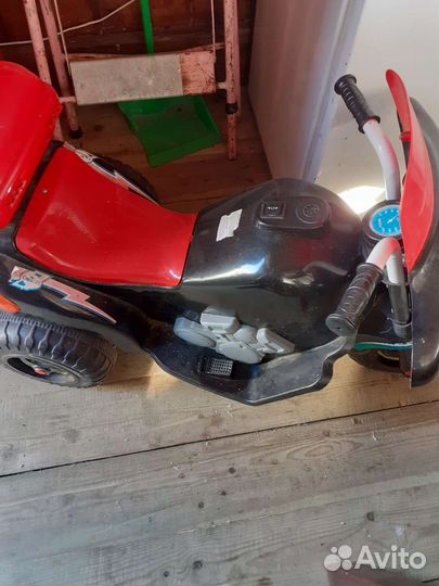 Трехколесный детский мотоцикл на аккумуляторе