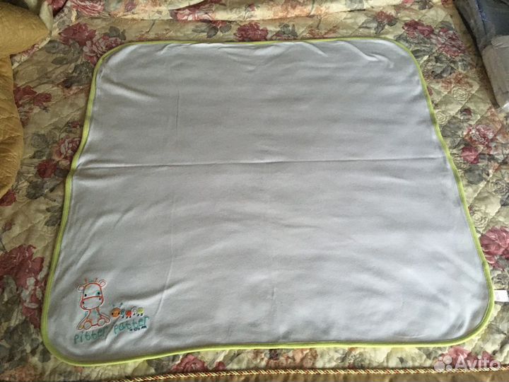 Бортик в детскую кроватку