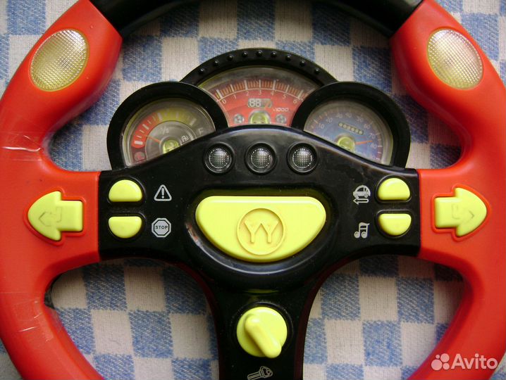 Игрушка - руль, говорящий и мигающий