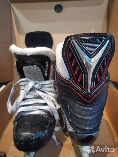 Хоккейные коньки bauer