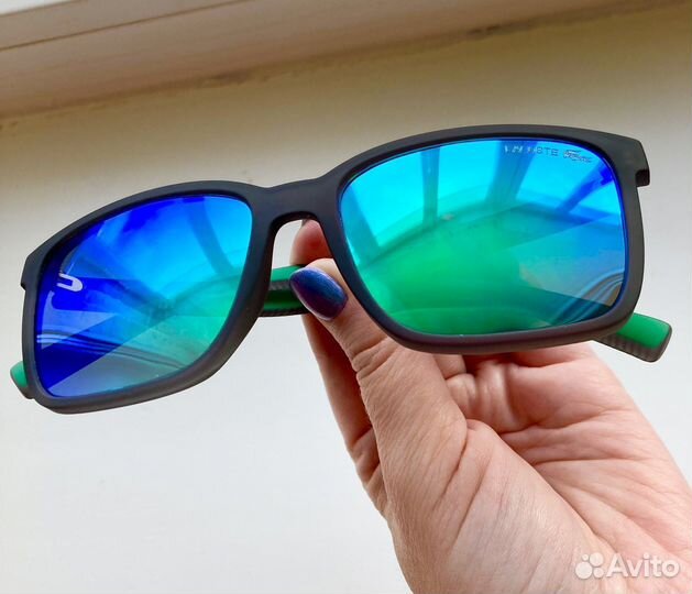 Очки Lacoste поляризационные солнцезащитные