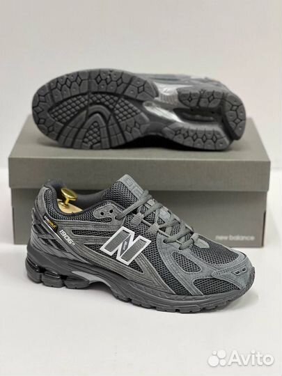 Кроссовки new balance 1906r