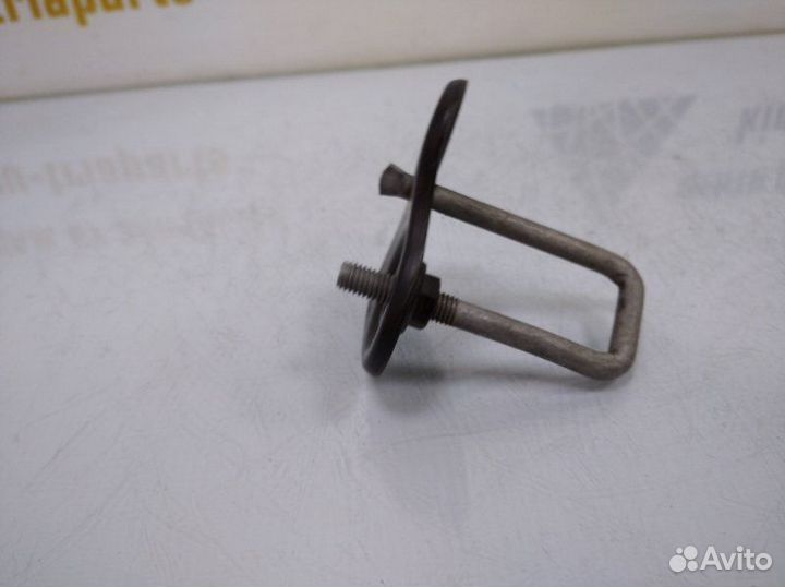 Крюк замка капота Bmw X3 G01 до рестайлинг