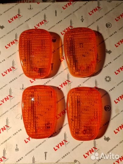 Стекло поворотники Зид-50