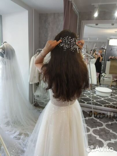 Свадебные украшения вплетать в голову