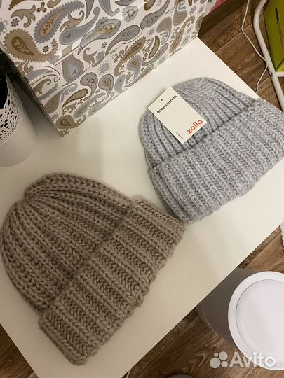 Новые шапки Zarina и Zolla