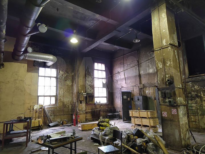 Все коммуникации 1этаж, 244 м²