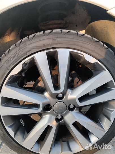 R17 Kormoran Ultra High Performance 205/40, PCD 4x100 DIA 60.1