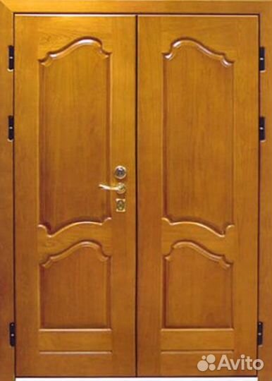 Деревянная дверь