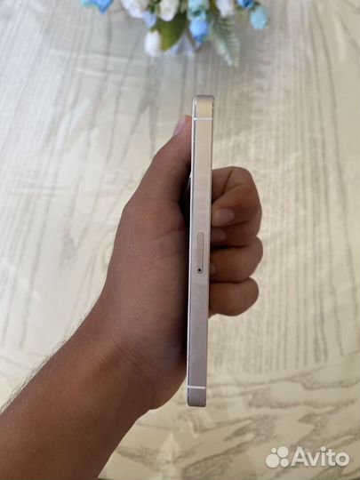 Телефон iPhone 5s