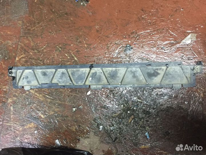 Направляющая бампера переднего Фольксваген Поло