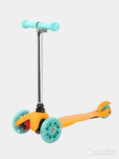 Самокат детский трехколесный новый