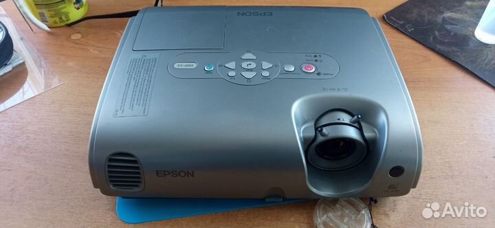 Проекторы Epson EMP-X3 BenQ MP610