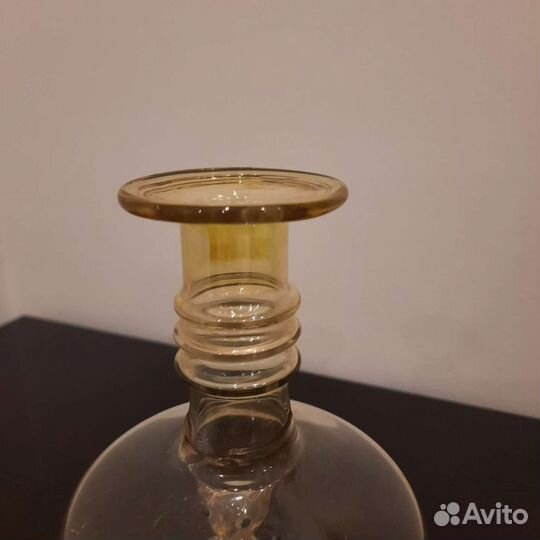 Графин с чертиком внутри.Стекло